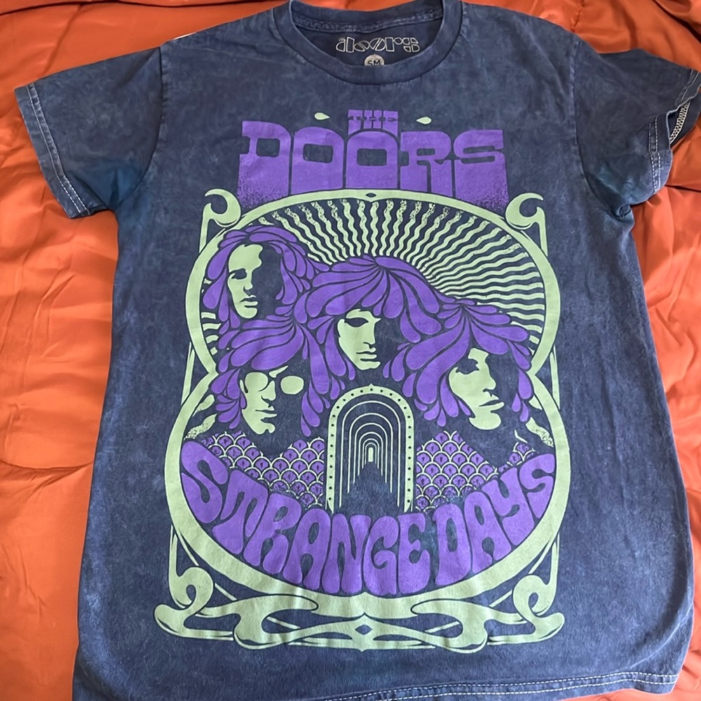 Doors band t-shirt!